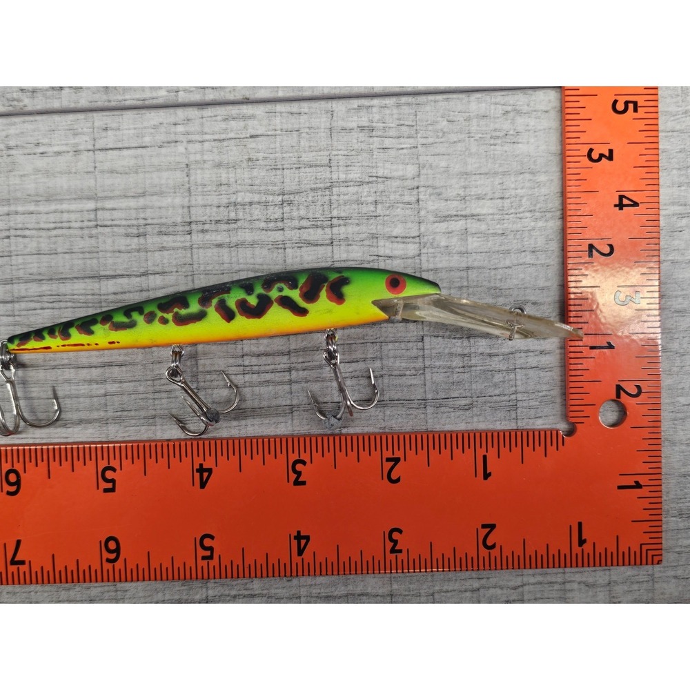 Vintage Rebel Spoonbill Minnow D20S 4.5" Deep Diving Jerkbait - Firetiger Tiger